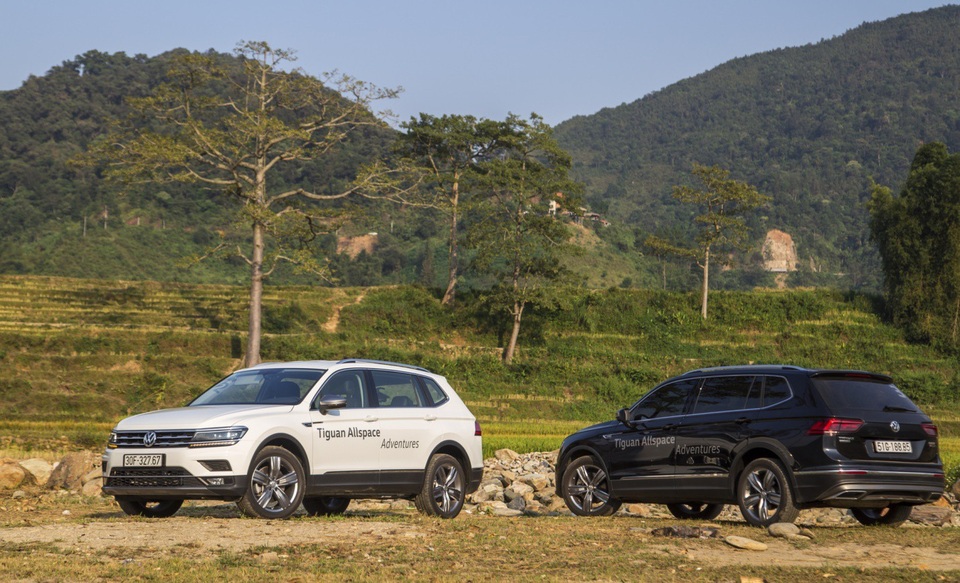 Chiêm ngưỡng Volkswagen Tiguan Allspace tại Đại lý 4S Volkswagen Phạm Văn Đồng - 2
Volkswagen Tiguan Allspace