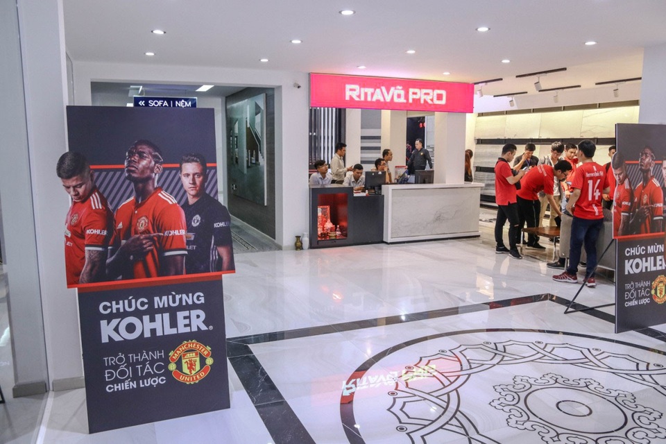 Cơ hội đi Anh xem trận cầu Manchester United - 3 Cơ hội đi Anh xem trận cầu Manchester United - 3