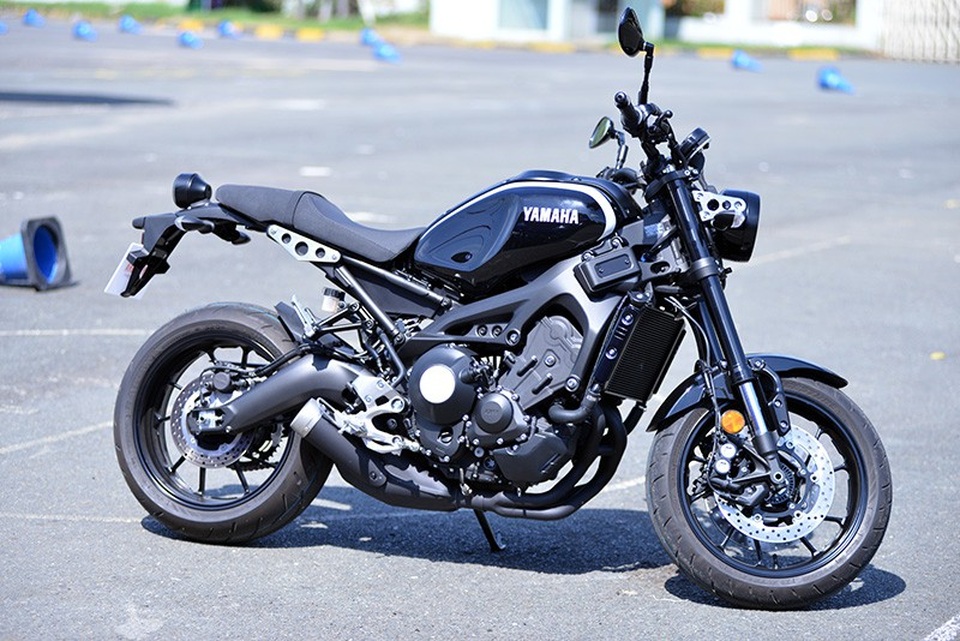 Yamaha công bố giá bán MT-09 và XSR900 tại Việt Nam - Ảnh 9. Yamaha công bố giá bán MT-09 và XSR900 tại Việt Nam - Ảnh 9.
