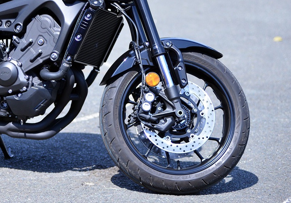 Yamaha công bố giá bán MT-09 và XSR900 tại Việt Nam - Ảnh 12. Yamaha công bố giá bán MT-09 và XSR900 tại Việt Nam - Ảnh 12.