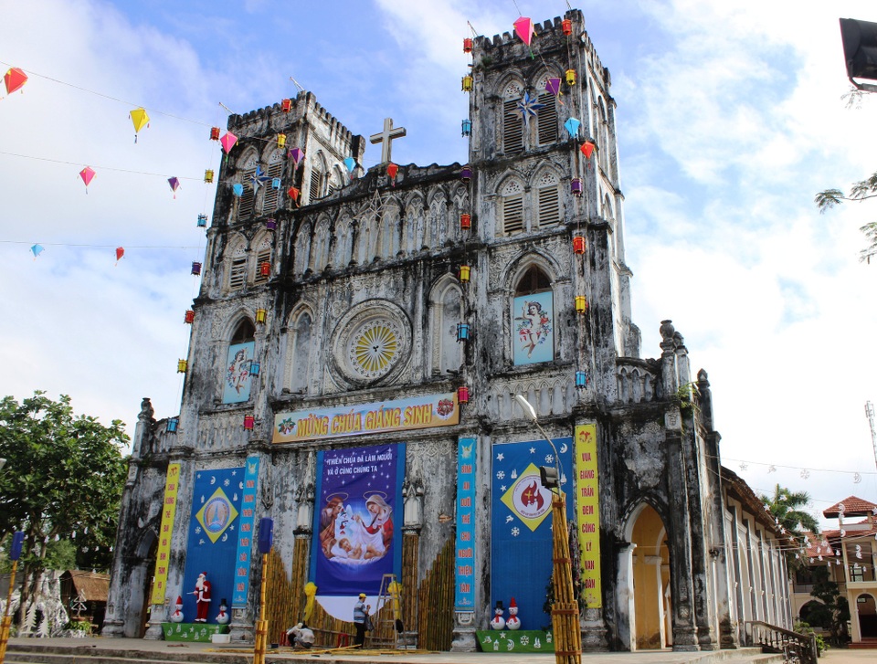 Nhà thờ Mằng Lăng, 1 điểm đến du lịch nổi tiếng của Phú Yên