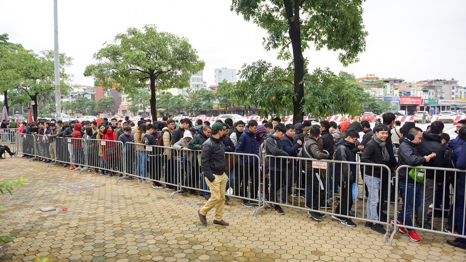 Vé của những người dân đặt thành công khi mua online sẽ được Liên đoàn Bóng đá Việt Nam trả trong hai ngày, hôm nay và ngày mai 13/12 và 14/12.