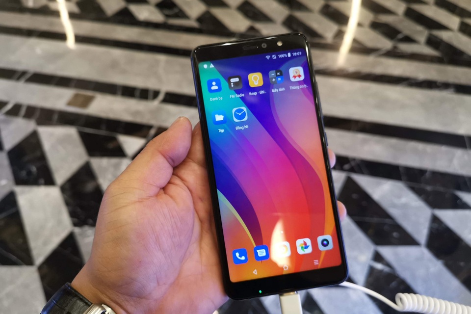 Cận cảnh Active 1+, smartphone có cấu hình khủng nhất của Vsmart - 11 Cận cảnh Active 1+, smartphone có cấu hình khủng nhất của Vsmart - 11