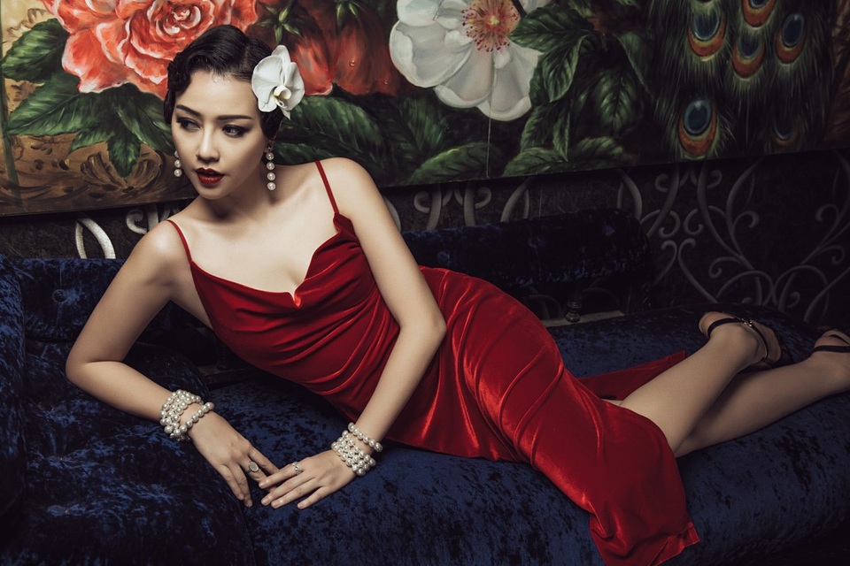 Độc lập trong tài chính và đi lên bằng chính tài năng, thực lực, người đẹp chính là minh chứng hình mẫu phụ nữ hiện đại.