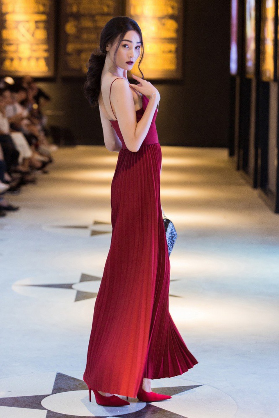 Vẻ gợi cảm của người mẫu Thuỳ Trang Next Top.