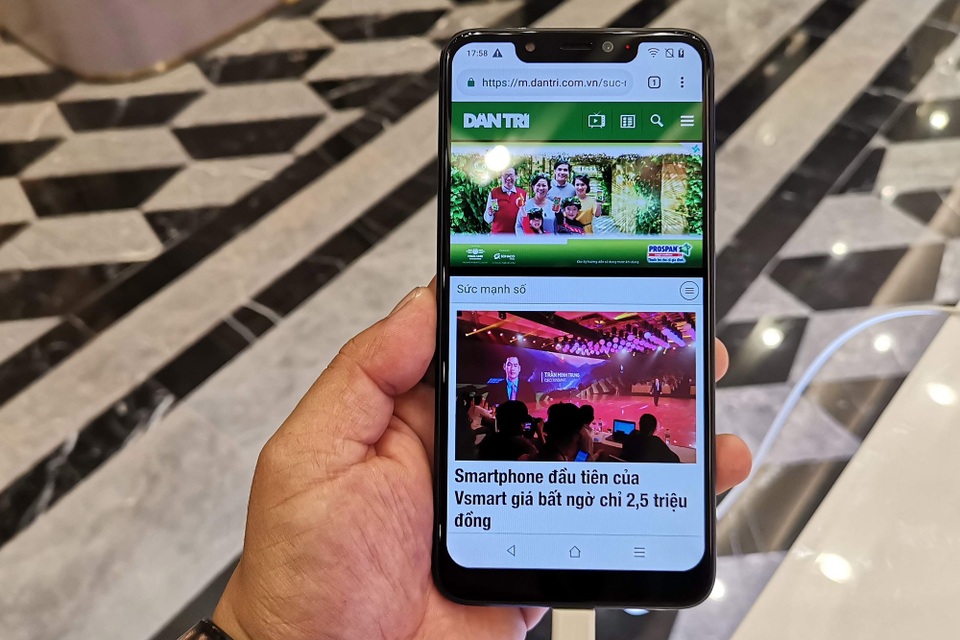 Cận cảnh smartphone rẻ nhất của Vsmart sắp bán tại Việt Nam - 12 Cận cảnh smartphone rẻ nhất của Vsmart sắp bán tại Việt Nam - 12