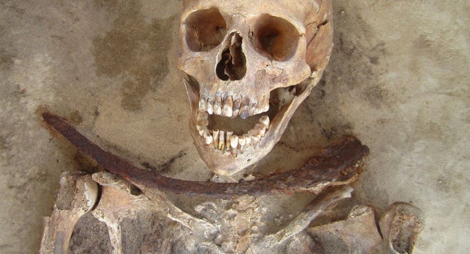 Bộ xương của ma cà rồng đã được phát hiện ở Anh? - Ảnh 1. Bộ xương của ma cà rồng đã được phát hiện ở Anh? - Ảnh 1.