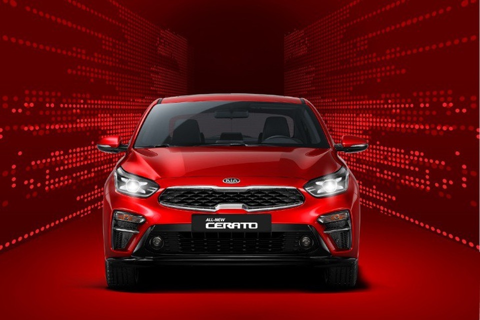 Kia All-New Cerato khẳng định phong cách mới, lớn nhất phân khúc C - 3 Cụm đèn pha được tạo hình chữ X độc đáo là điểm nhấn đầy cá tính cho Kia All-New Cerato, minh chứng cho nỗ lực sáng tạo không ngừng của đội ngũ thiết kế Kia.