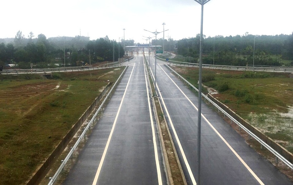 Thủ tướng khẳng định chủ trương đúng đắn khi thành lập Khu Kinh tế mở Chu Lai - Ảnh 3. Thủ tướng khẳng định chủ trương đúng đắn khi thành lập Khu Kinh tế mở Chu Lai - Ảnh 3.