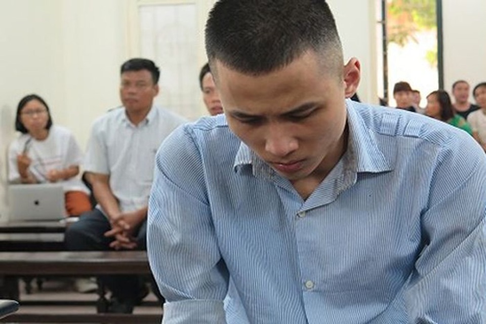 Hơi ấm từ bàn tay người chỉ huy và lời hối hận muộn màng của kẻ thủ ác - 2 Phạm Thanh Tùng tại phiên tòa xét xử