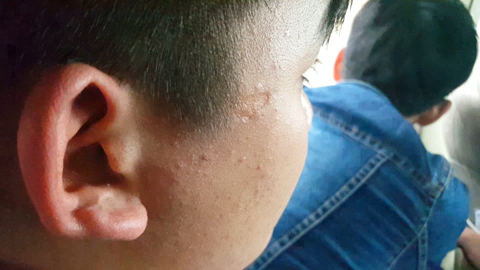 Hiệu trưởng bị tố “lạm dụng tình dục” hàng chục học sinh đối diện mức án như thế nào? - 1 Theo các em học sinh, thầy Hiệu trưởng thường gọi các em lên phòng mình rồi thực hiện hành vi (Ảnh: CTV).