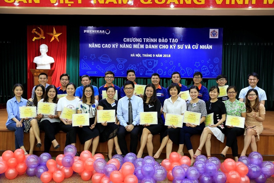 Tập đoàn Phenikaa nhận giải thưởng “Doanh nghiệp tiêu biểu vì người lao động 2018” - 2
Hoạt động đào tạo nhân sự đặc biệt được chú ý tại Phenikaa