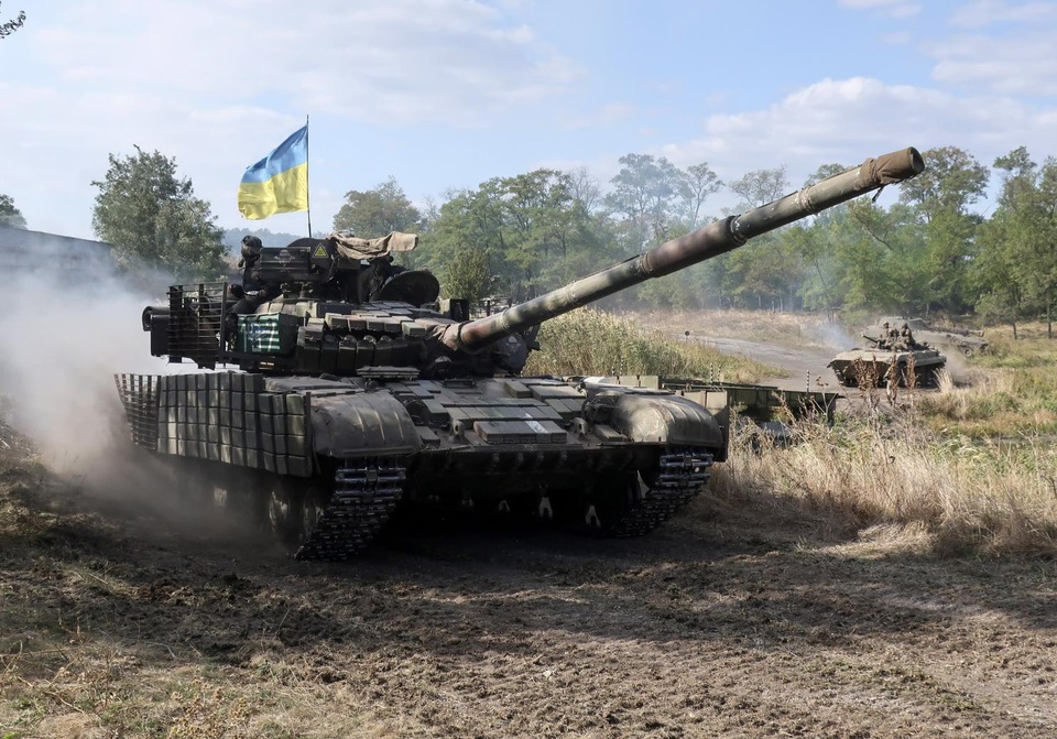 Ukraine điều xe tăng, máy bay chiến đấu đến tiền tuyến ở miền đông giữa lúc căng thẳng - 1
Một xe tăng của quân đội Ukraine (Ảnh: National Interest)