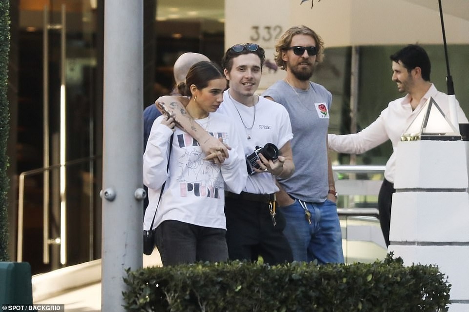 Brooklyn Beckham có bạn gái mới - 7
Cặp đôi từng bị phát hiện cùng đi xem 1 show ca nhạc hồi tháng trước