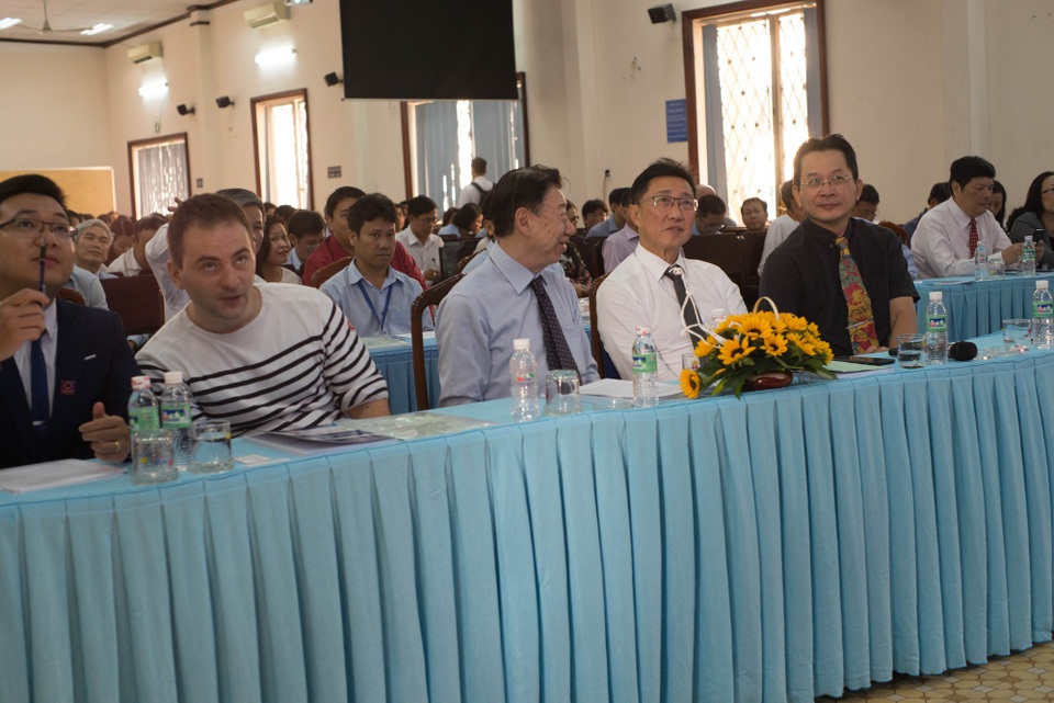 Chính sách khởi nghiệp thiếu khung lý thuyết mang tính khoa học - 2 Đông đảo chuyên gia trong và ngoài nước tham dự hội thảo bàn chuyện khuyến khích khởi nghiệp
