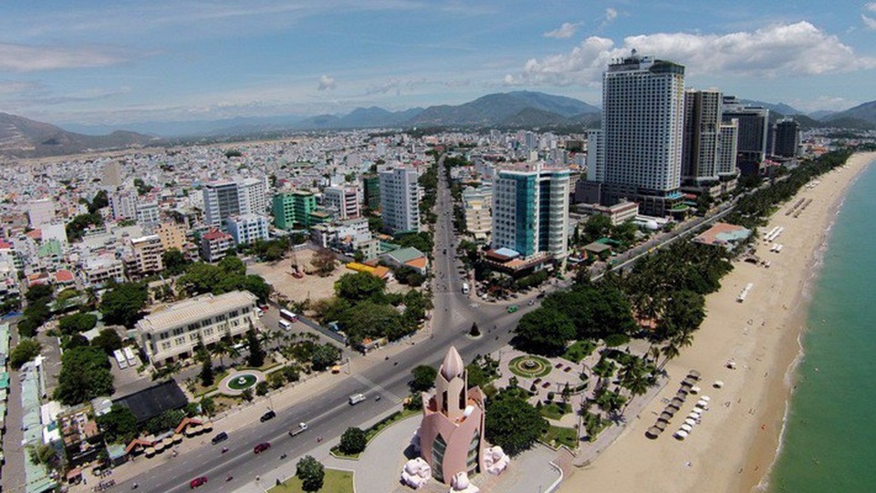 Bất thường một chỉ đạo của tỉnh Khánh Hòa: Dự án BĐS Du lịch không được chuyển nhượng? - 1
Giới đầu tư, kinh doanh bất động sản ở Nha Trang bất ngờ và bức xúc với chỉ đạo ngừng giao dịch dự án BĐS của tỉnh Khánh Hòa (Ảnh minh họa)