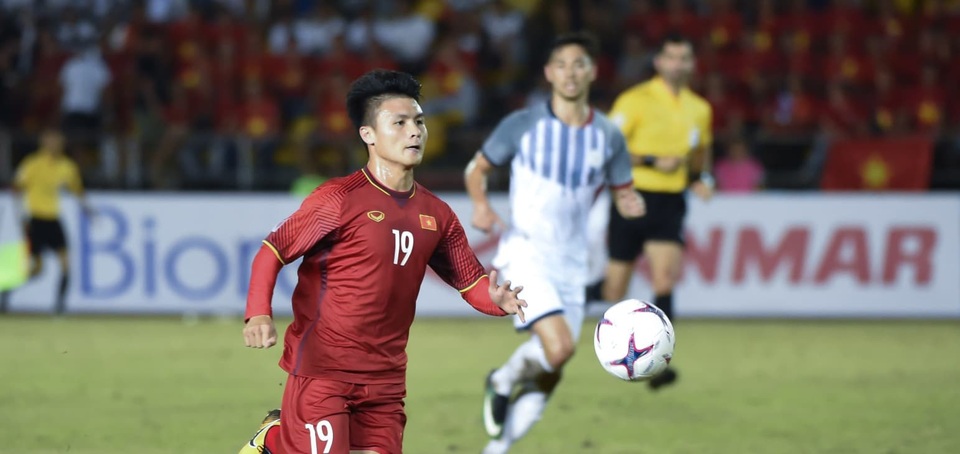 Quang Hải được đánh giá là một trong 10 ngôi sao trẻ hàng đầu Asian Cup 2019 - 1
Quang Hải được bình chọn là cầu thủ AFF Cup 2018