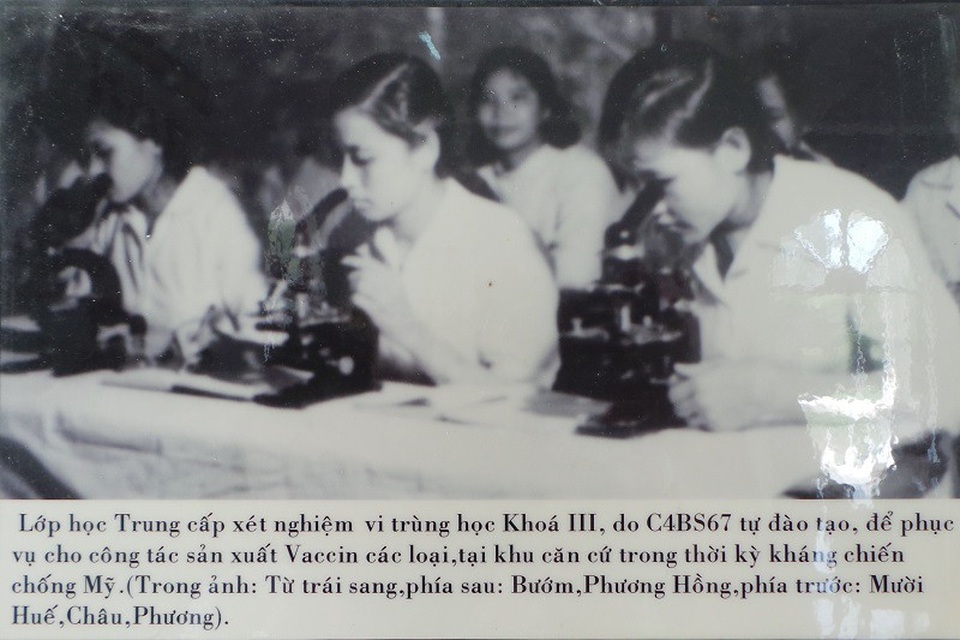 Trao tặng danh hiệu Anh hùng Lực lượng Vũ trang cho Ban Dân Y - 1 Trao tặng danh hiệu Anh hùng Lực lượng Vũ trang cho Ban Dân Y - 1