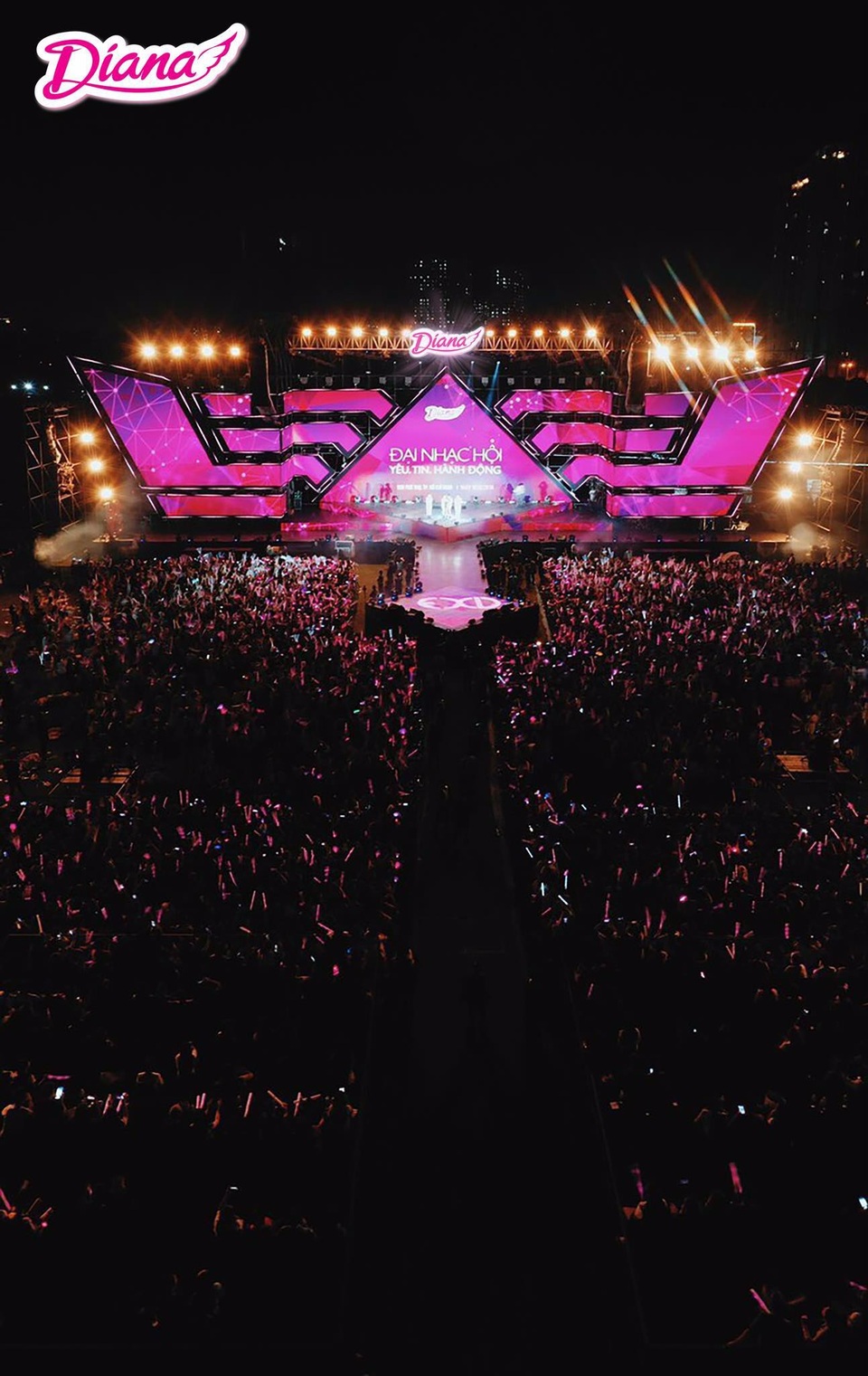 50.000 fan Việt 'cháy' hết mình cùng BTOB và EXID - 1 50.000 fan Việt 'cháy' hết mình cùng BTOB và EXID - 1