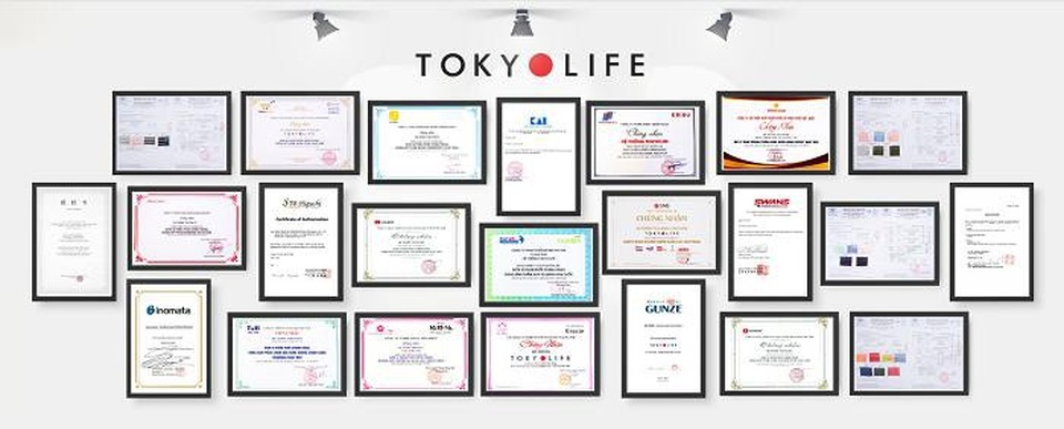 TokyoLife mở rộng cơ hội hợp tác cùng đoàn doanh nghiệp Nhật Bản - 3
Chứng nhận CHÍNH HÃNG từ các thương hiệu được treo tại các cửa hàng TokyoLife