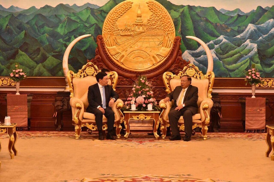 Việt Nam - Lào hợp tác toàn diện trên tất cả các lĩnh vực - 1 Phó Thủ tướng Phạm Bình Minh hội kiến Tổng Bí thư, Chủ tịch nước Lào Bounnhang Vorachith, chiều 19/12