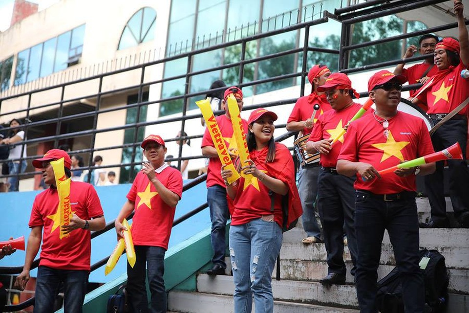 Philippines 1-2 Việt Nam: Chiến thắng ấn tượng - 25