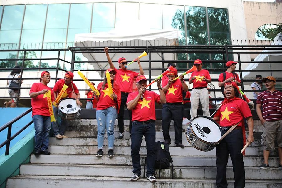 Philippines 1-2 Việt Nam: Chiến thắng ấn tượng - 24