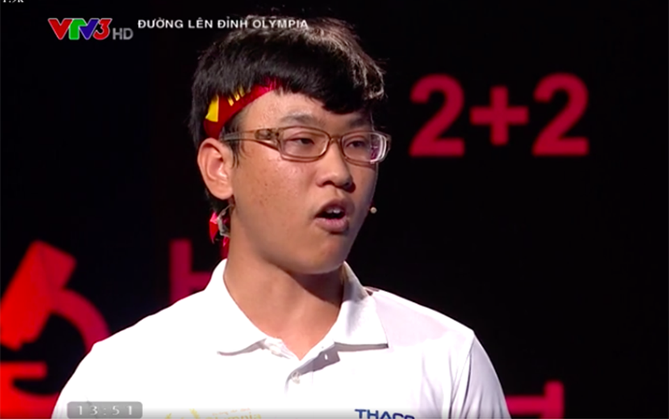 Cuộc thi Tháng Olympia rượt đuổi gay cấn, cả 4 thí sinh đều chọn Ngôi sao hi vọng - 4 Nhà vô địch Ninh Thành Vinh