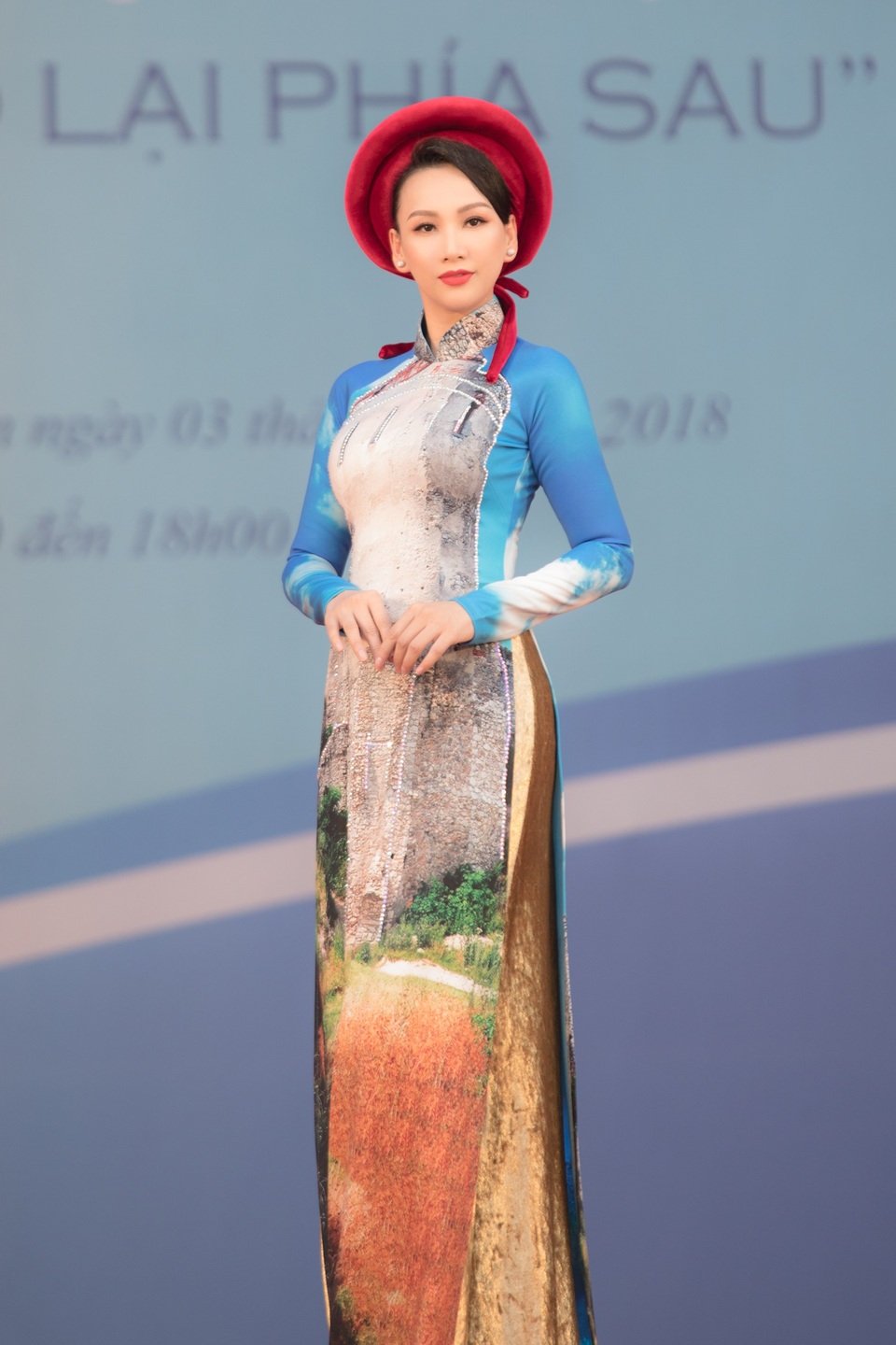 Hoa hậu Paris Vũ trình diễn áo dài, ủng hộ người khuyết tật - 6 Hoa hậu Paris Vũ trình diễn áo dài, ủng hộ người khuyết tật - 6