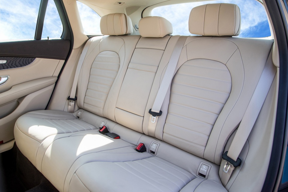 Hệ thống dây đai an toàn hàng ghế phía sau không hoạt động đúng thiết kế là nhân triệu hồi lần này.