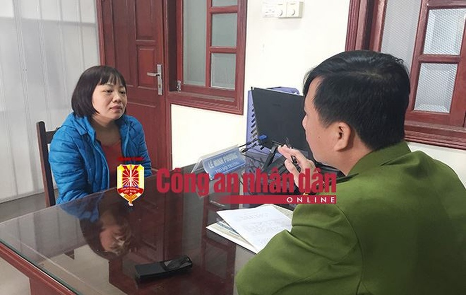 Vụ cưỡng đoạt 70 nghìn USD của doanh nghiệp: Nữ PV đã "mặc cả" gần 2 tháng - 1
Đào Thị Thanh Bình tại cơ quan Công an