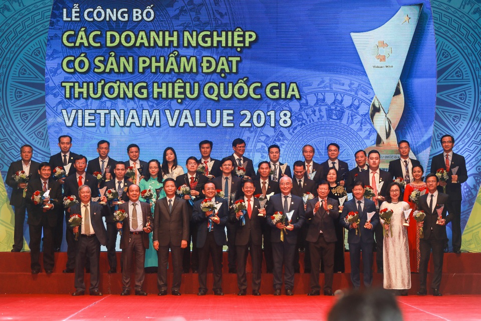 TH True Milk đạt thương hiệu quốc gia lần thứ 3 liên tiếp - Ảnh 2. TH True Milk đạt thương hiệu quốc gia lần thứ 3 liên tiếp - Ảnh 2.