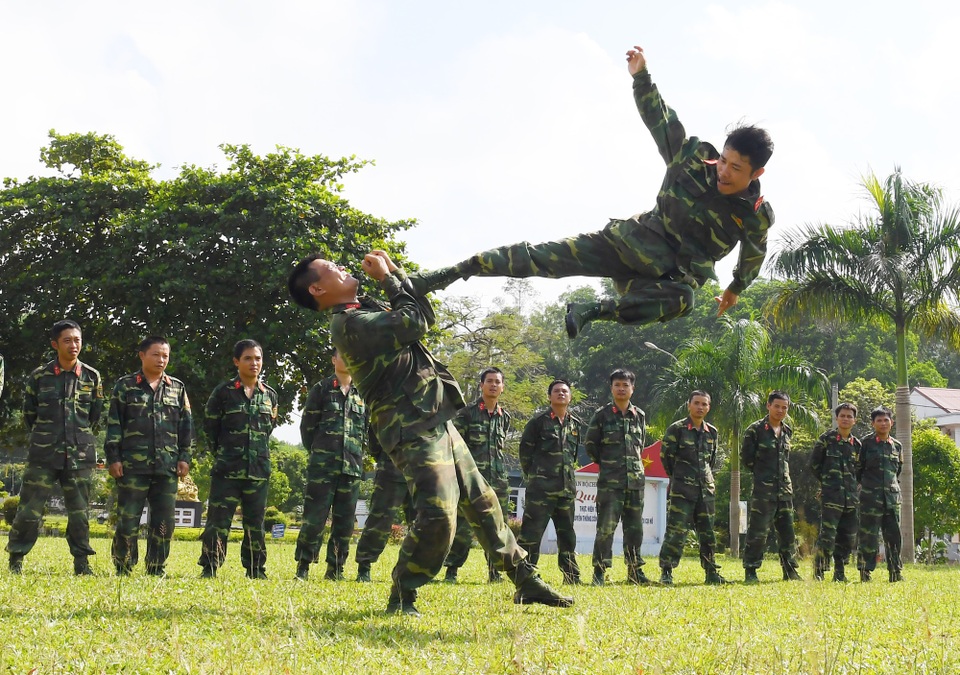 Khổ luyện ở Ba mốt - Ảnh 7.