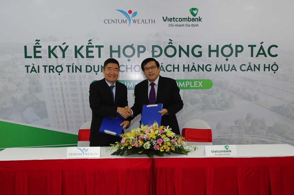 Vietcombank và Bách Phú Thịnh ký kết hợp đồng tài trợ tín dụng cho dự án Centum Wealth Complex - Ảnh 1. Vietcombank và Bách Phú Thịnh ký kết hợp đồng tài trợ tín dụng cho dự án Centum Wealth Complex - Ảnh 1.
