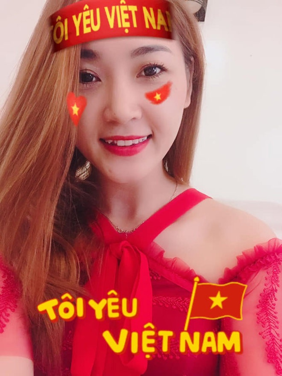 Sự thật về cô gái chụp ảnh thân mật với Công Phượng - Ảnh 5. Sự thật về cô gái chụp ảnh thân mật với Công Phượng - Ảnh 5.