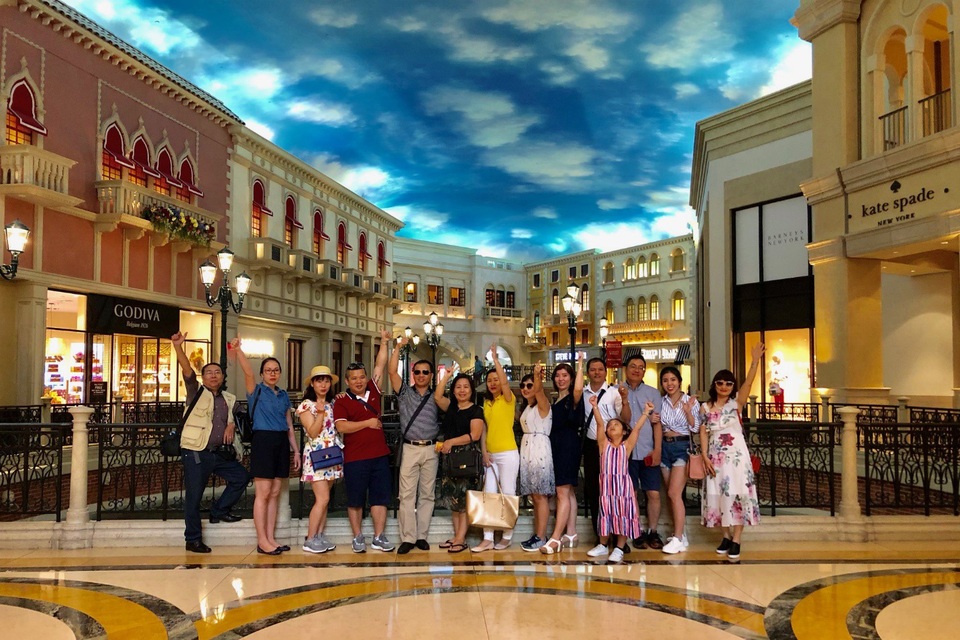 Hãng lữ hành vinh dự lần thứ 4 liên tiếp đạt giải “Thương hiệu quốc gia” - Ảnh 3. Hãng lữ hành vinh dự lần thứ 4 liên tiếp đạt giải “Thương hiệu quốc gia” - Ảnh 3.