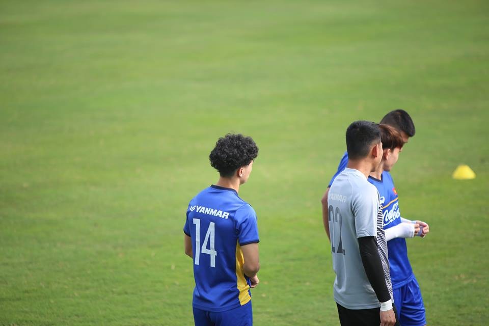 Đội tuyển Việt Nam hăng say tập luyện sau chức vô địch AFF Cup 2018 - Ảnh 2. Đội tuyển Việt Nam hăng say tập luyện sau chức vô địch AFF Cup 2018 - Ảnh 2.