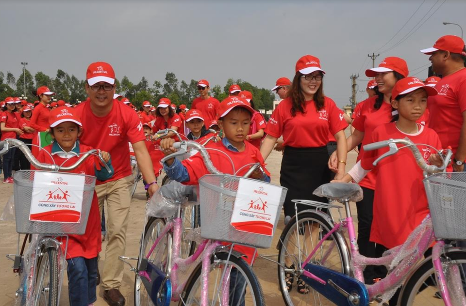 Prudential trên hành trình xây dựng một tương lai bền vững - Ảnh 1. Prudential trên hành trình xây dựng một tương lai bền vững - Ảnh 1.