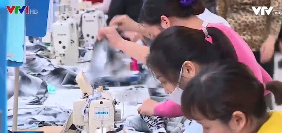 Chi phí nhân công của Việt Nam ở mức cao hàng đầu Đông Nam Á - Ảnh 1.