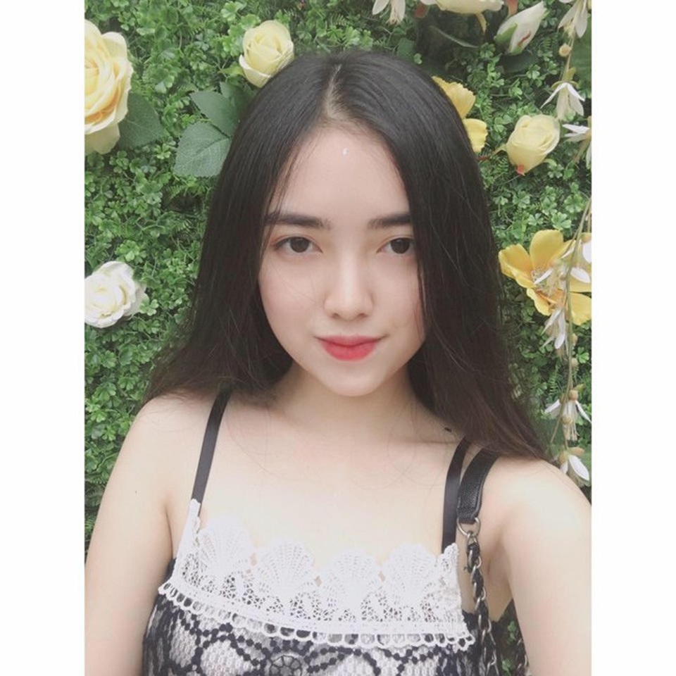 Hội bạn gái tin đồn cứ lộ diện là gây sốt của tuyển Việt Nam - Ảnh 20. Hội bạn gái tin đồn cứ lộ diện là gây sốt của tuyển Việt Nam - Ảnh 20.