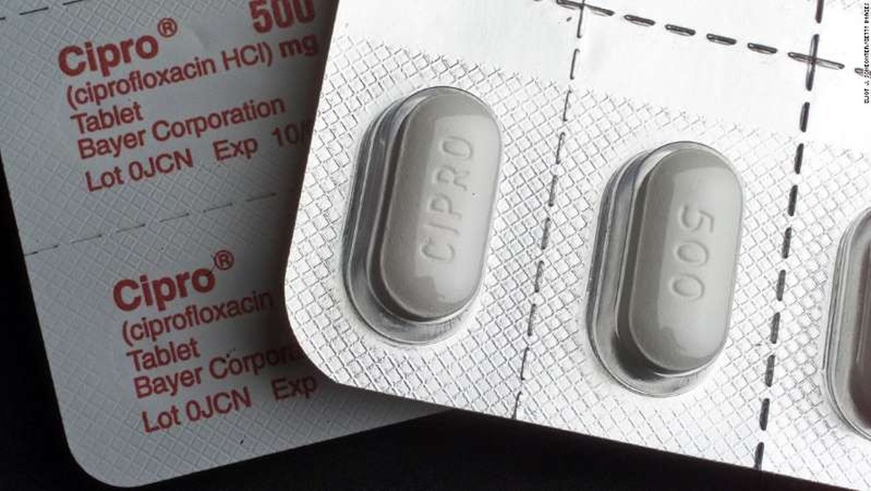 FDA cảnh báo: Kháng sinh trị bệnh hô hấp có thể gây phình động mạch chủ - Ảnh 1. FDA cảnh báo: Kháng sinh trị bệnh hô hấp có thể gây phình động mạch chủ - Ảnh 1.