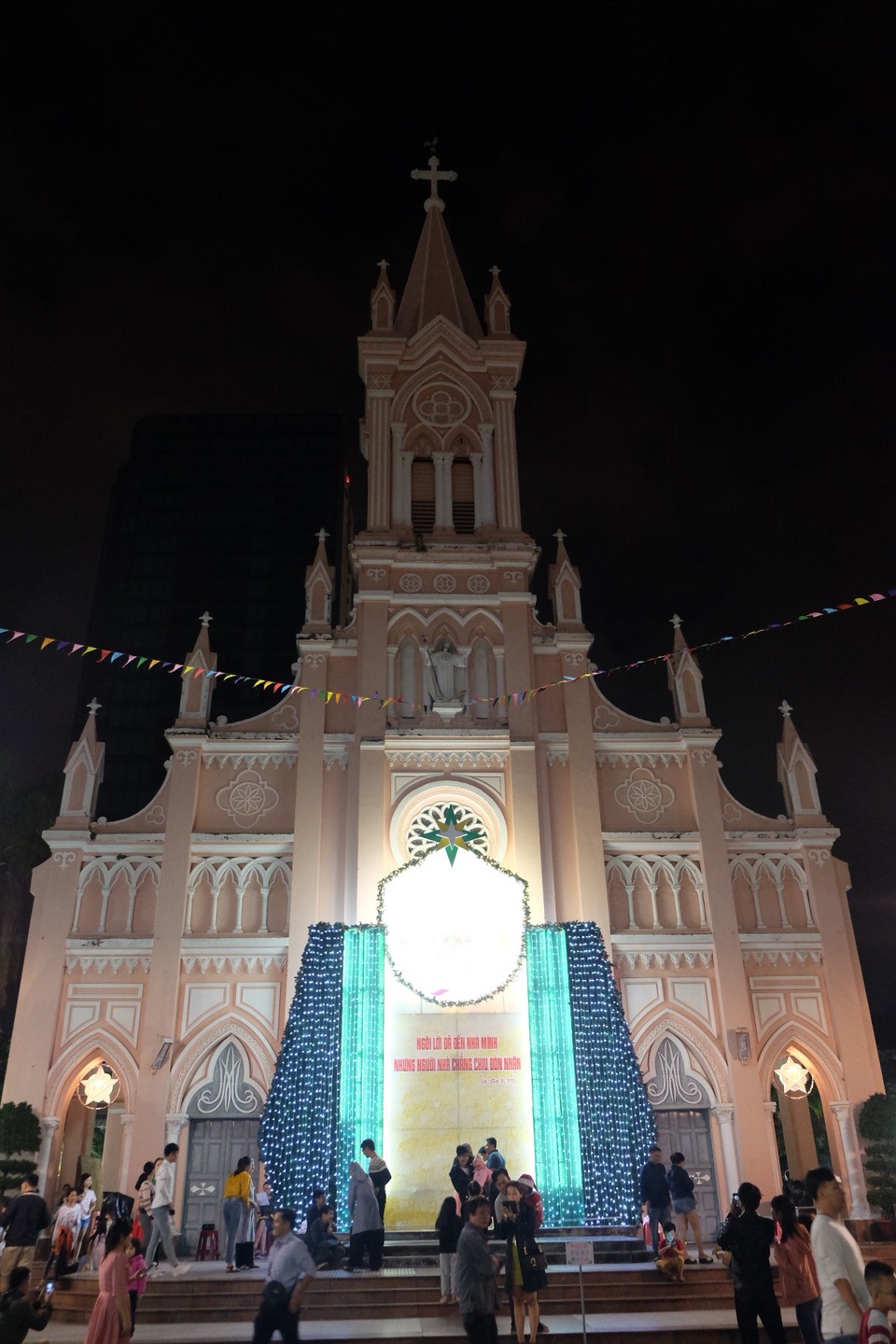 Độc đáo những “siêu phẩm” đón Giáng sinh - Ảnh 12. Độc đáo những “siêu phẩm” đón Giáng sinh - Ảnh 12.