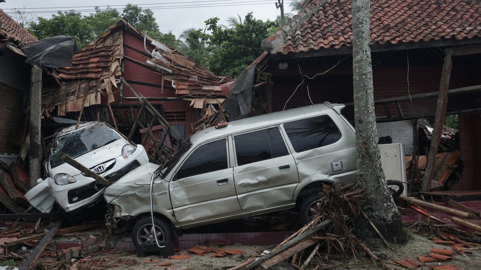 Giải mã sự thảm khốc của sóng thần Indonesia - Ảnh 3. Giải mã sự thảm khốc của sóng thần Indonesia - Ảnh 3.
