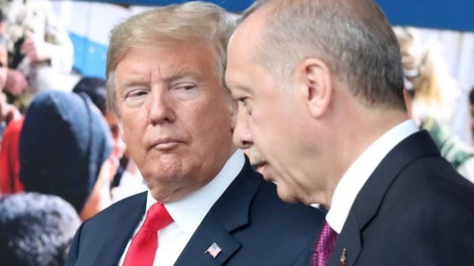 Hé lộ cuộc điện thoại của ông Trump về kế hoạch rút quân khỏi Syria - Ảnh 1. Hé lộ cuộc điện thoại của ông Trump về kế hoạch rút quân khỏi Syria - Ảnh 1.