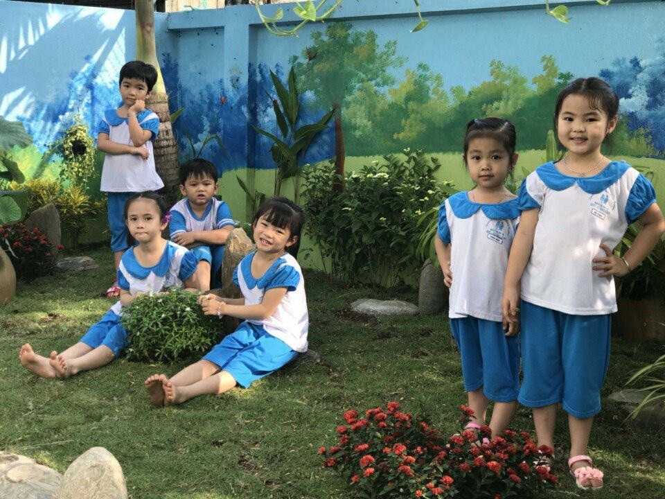 Vườn hoa nho nhỏ - Tình yêu lớn của cô giáo mầm non - Ảnh 1. Vườn hoa nho nhỏ - Tình yêu lớn của cô giáo mầm non - Ảnh 1.