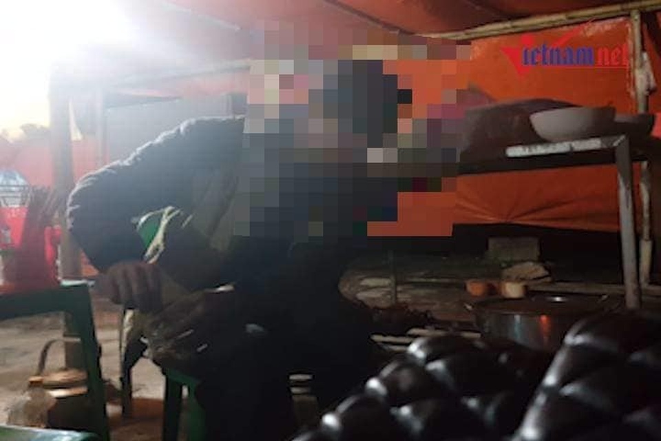 Cả đời còng lưng: Tiền nhiều mỗi tháng, đốt trong một giờ - Ảnh 5. Cả đời còng lưng: Tiền nhiều mỗi tháng, đốt trong một giờ - Ảnh 5.