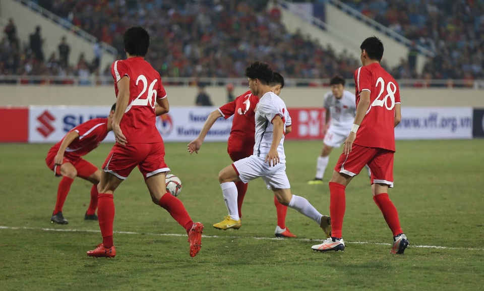Việt Nam 1-1 Triều Tiên: Cuộc thử nghiệm thành công - Ảnh 18. Việt Nam 1-1 Triều Tiên: Cuộc thử nghiệm thành công - Ảnh 18.