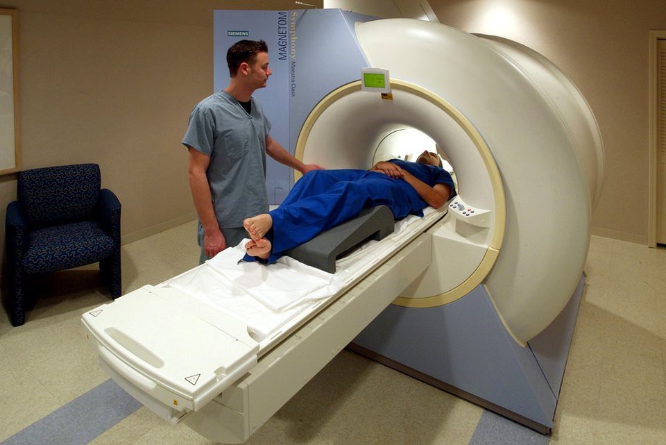 Có cần nhịn ăn khi chụp MRI? - Ảnh 1. Có cần nhịn ăn khi chụp MRI? - Ảnh 1.