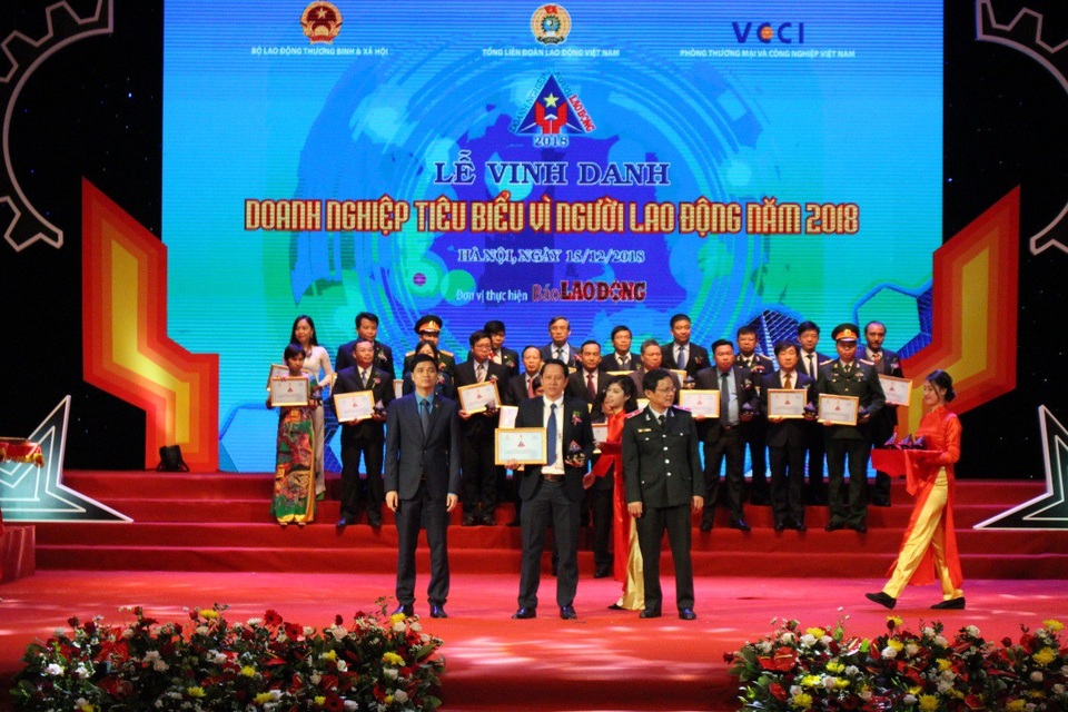 Nhà phân phối Casio Nhật Bản được vinh danh “Doanh nghiệp vì người lao động” - Ảnh 1. Nhà phân phối Casio Nhật Bản được vinh danh “Doanh nghiệp vì người lao động” - Ảnh 1.