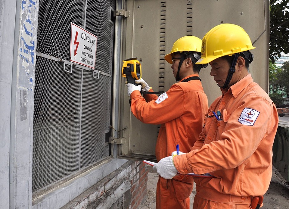 Khuyến cáo sử dụng điện an toàn trong những ngày Lễ, Tết 2019 - Ảnh 1. Khuyến cáo sử dụng điện an toàn trong những ngày Lễ, Tết 2019 - Ảnh 1.